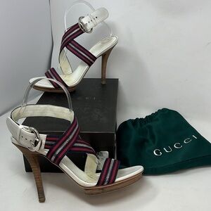 Gucci Sz 38 White Leather w/Navy Red Zip Web Zipper Detail Wrap Buckle Heels